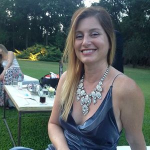 Meet your Posher, Gabriela